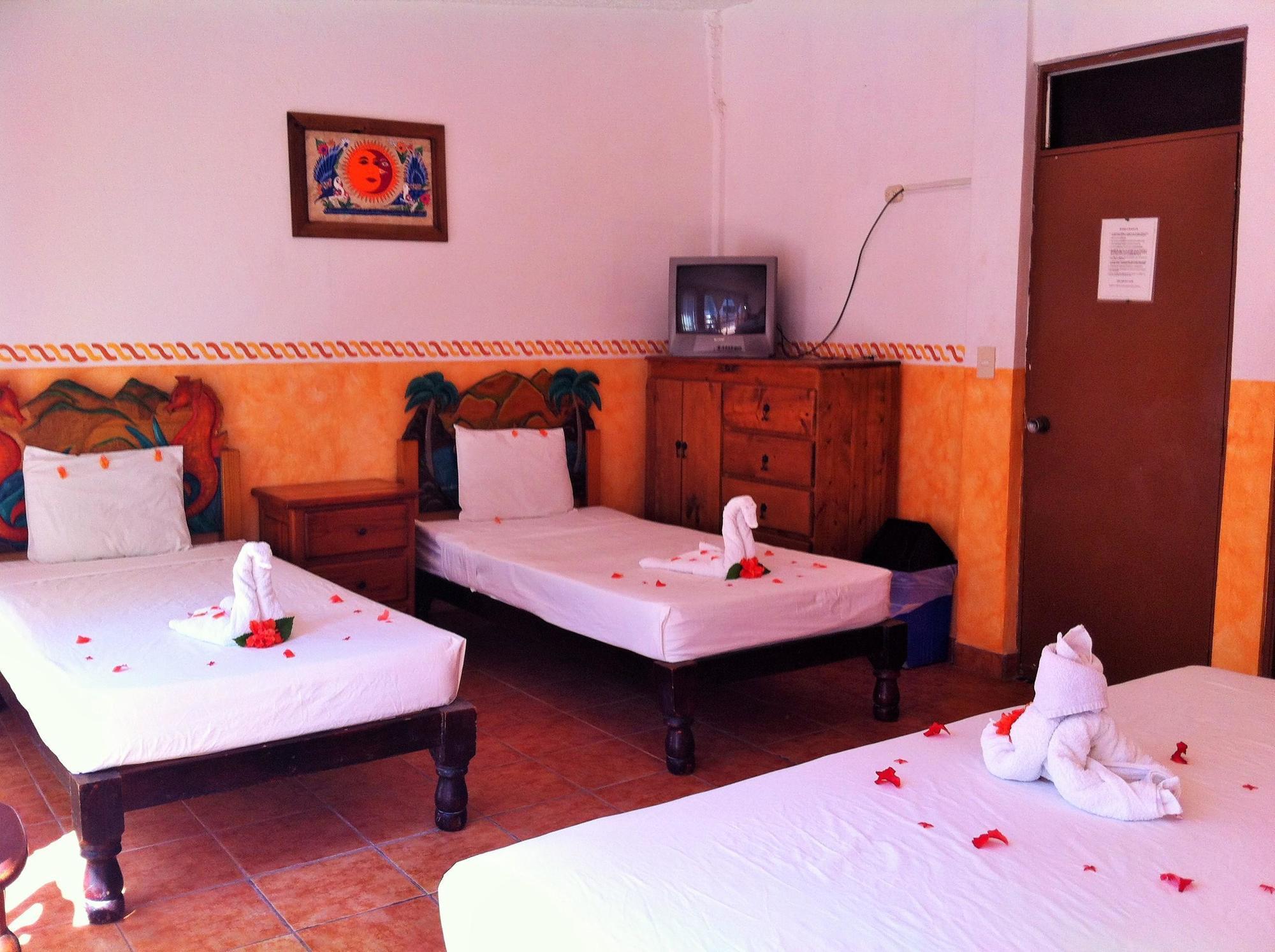 Hotel Casa De La Palma Bed & Breakfast Zihuatanejo Exteriör bild